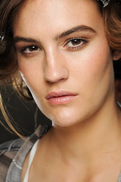 Look 1